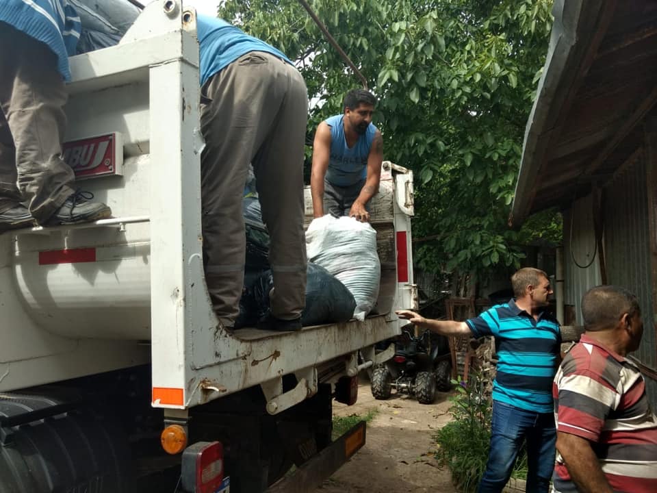 Enviaron ayuda a los damnificados por las inundaciones en Villa Minetti