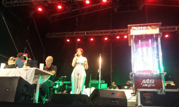 Una multitud vivió la «Gran Fiesta del Megasorteo»