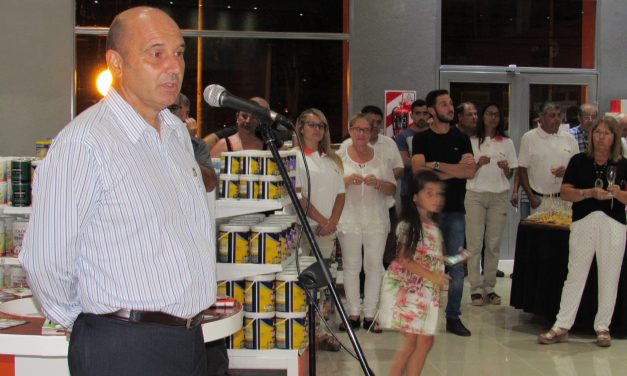 Abrió sus puertas en Las Parejas “Color Plus Pinturerías”