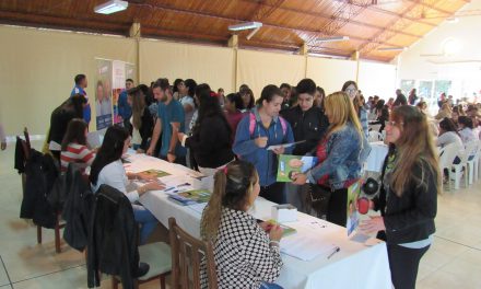 Adjudicaron las Becas Juan B. Justo a 200 jóvenes de Las Parejas