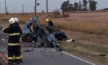 Choque frontal deja 3 muertos y 4 heridos en Marcos Juárez