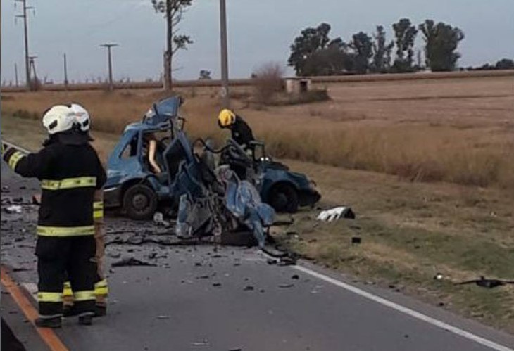 Choque frontal deja 3 muertos y 4 heridos en Marcos Juárez