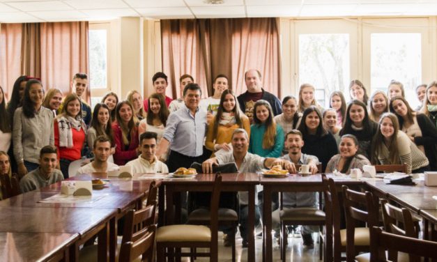 Becas Juan B Justo para estudiantes de Montes de Oca
