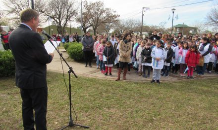 En el «Día de la Bandera», se homenajeó al General Manuel Belgrano, en el 199º aniversario de su fallecimiento