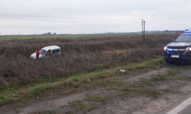 Volcó un utilitario en ruta 178
