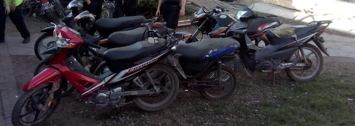 Seis motos robadas en un baldío