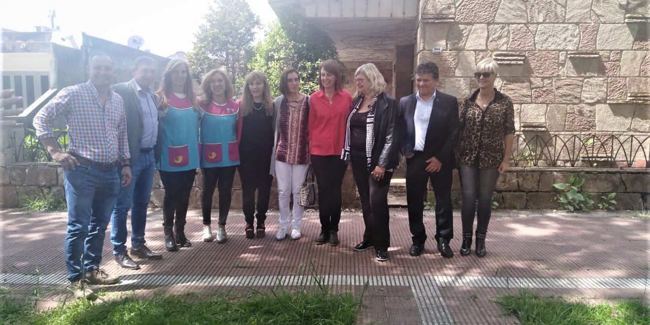 La Ministra Balagué visitó la vivienda que adquiere el Jardín 123