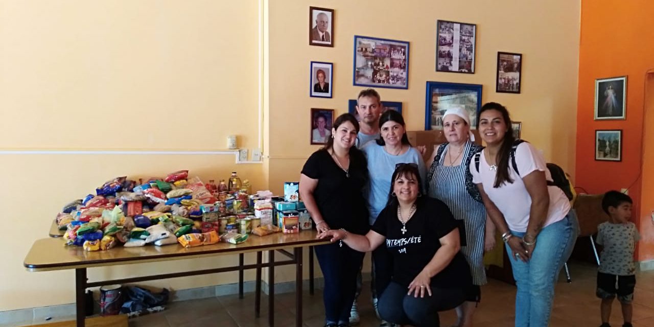 El Ballet Huayna Sutti entregó la mercadería al Comedor