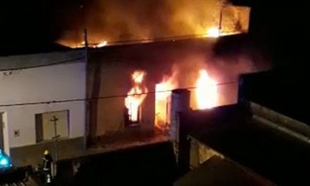 Dantesco incendio en Cañada de Gómez