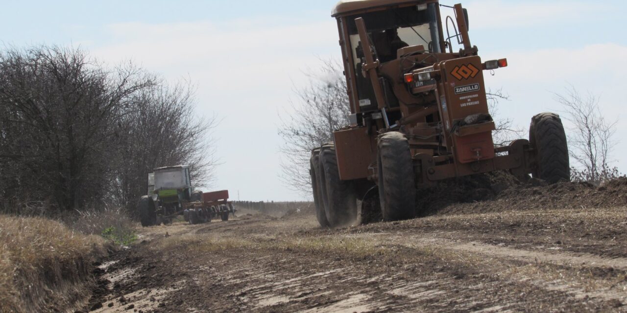 Mejoramiento de caminos rurales