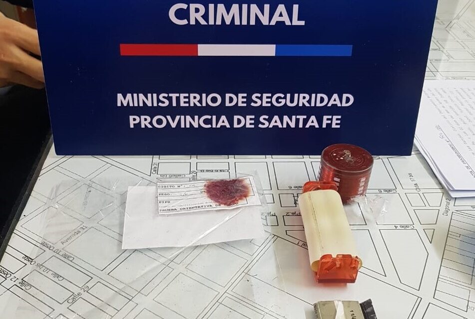Lo detuvieron, le secuestraron la Pick Up y otros elementos