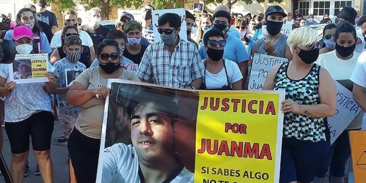 Marcha en Armstrong pidiendo Justicia por Juan Manuel