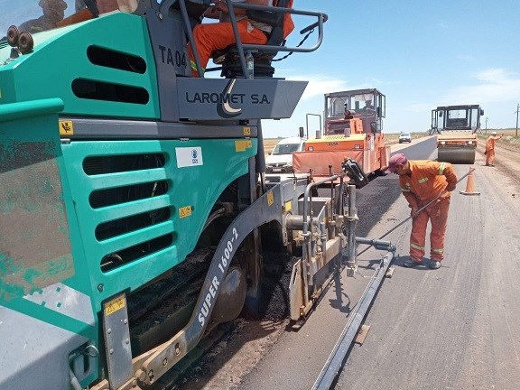 OBRAS VIALES EN LOS DEPARTAMENTOS BELGRANO E IRIONDO