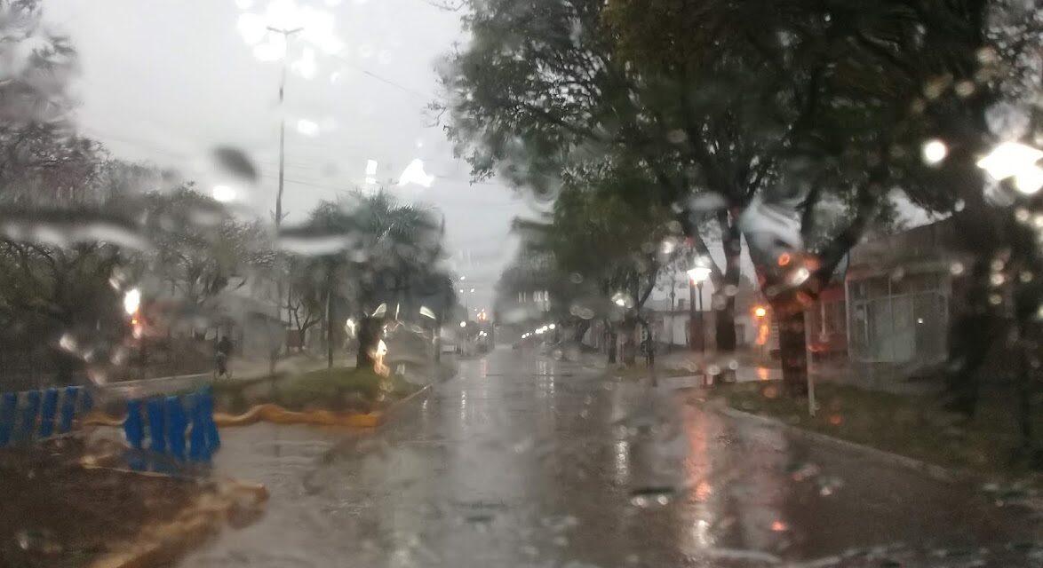 Importante lluvia en la ciudad
