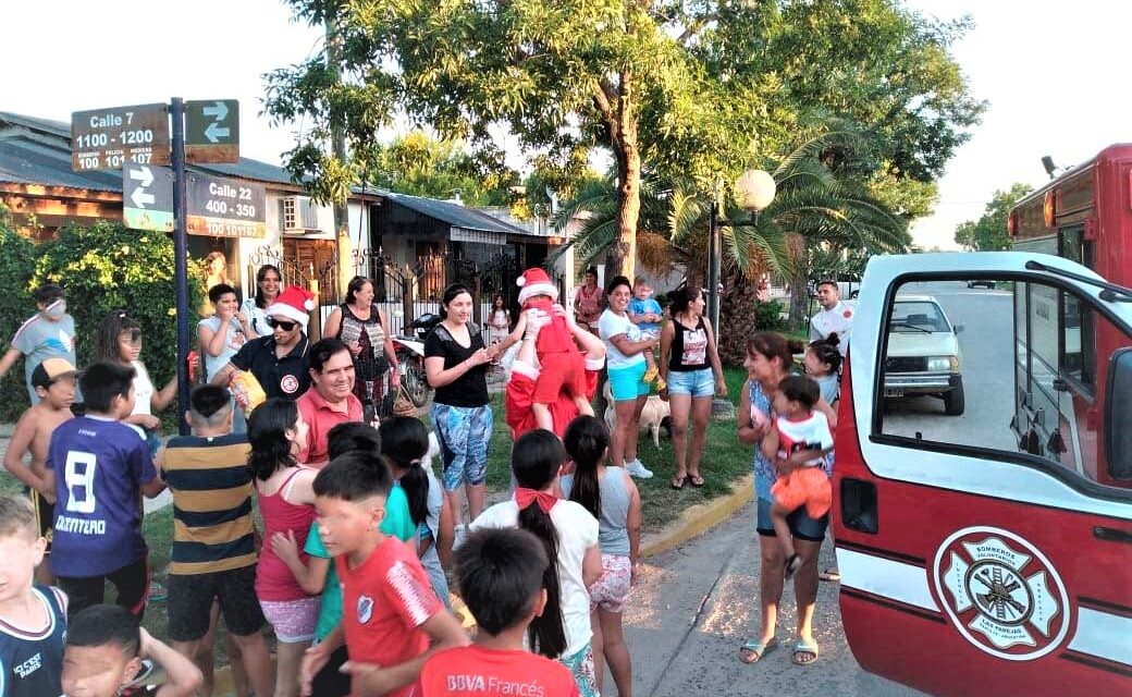 Papá Noel recorrió toda la ciudad
