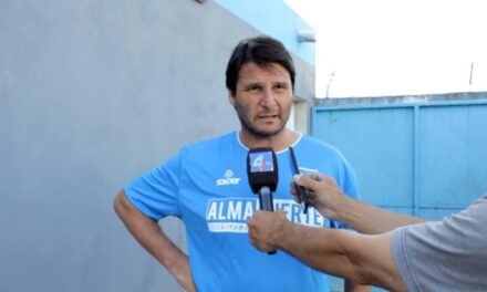 Almafuerte se quedó sin técnico