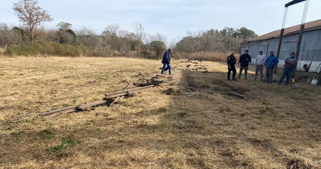 Detenidos intentando robar rieles del ferrocarril en Las Rosas