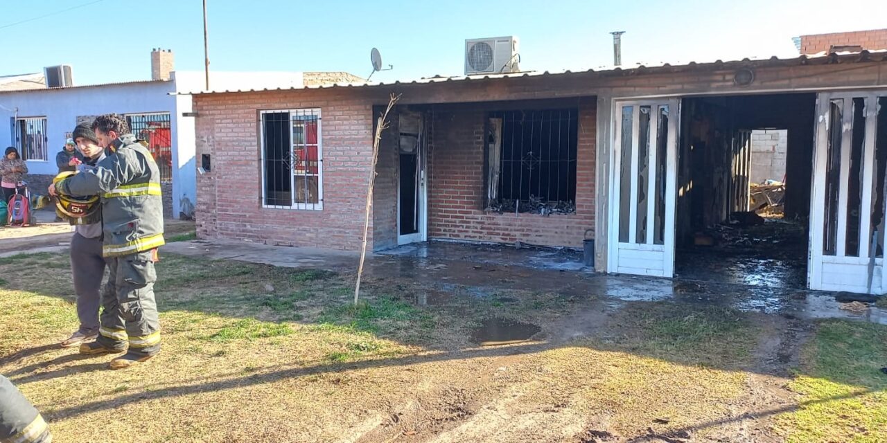 Incendio de vivienda con grandes pérdidas