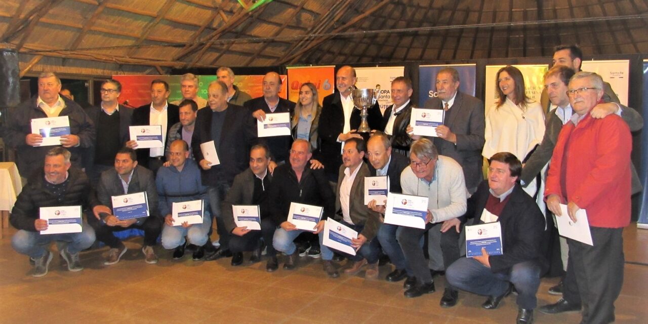 El Gobernador Perotti asistió a la presentación de la Copa Santa Fe de fútbol masculino