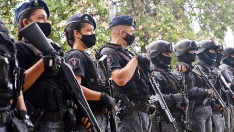 64 efectivos policiales para seguridad en el clásico