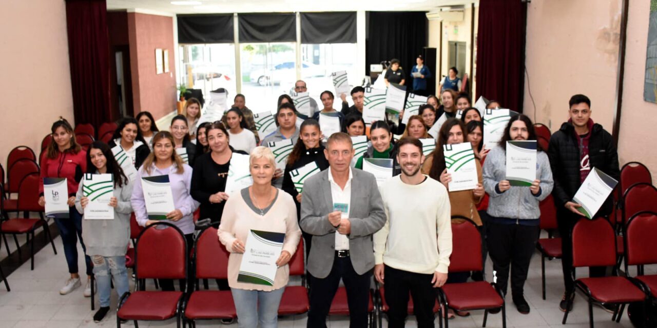 MUNICIPALIDAD ENTREGÓ EL BOLETO GRATUITO A LOS ESTUDIANTES DE LA CIUDAD