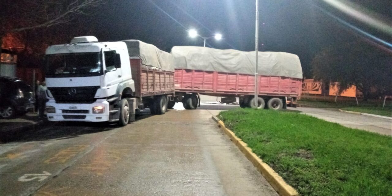 DESPISTES Y CAMIÓN VARADO