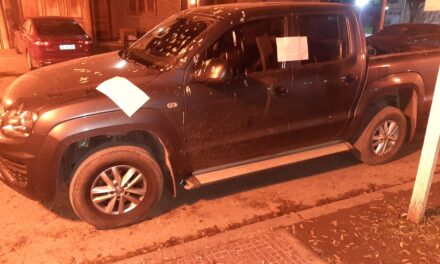 SECUESTRO DE UNA PICK UP AMAROK Y RESISTENCIA A LA AUTORIDAD