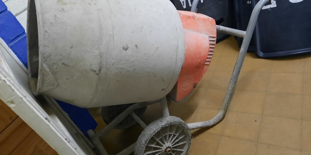 ROBARON UNA HORMIGONERA Y LA POLICÍA LA RECUPERÓ