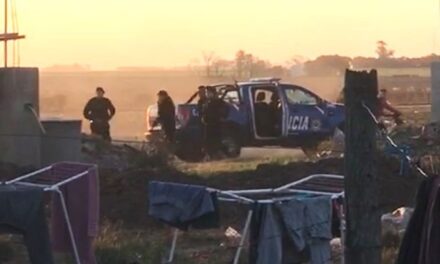 POLICIALES: SEGUIMIENTO POR ROBO – MOTOS ROBADAS  