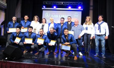 HOMENAJE A “TITO” PENNESI, LÍDER DE LOS LIRIOS EN EL ANIVERSARIO 40 DE SU CREACIÓN