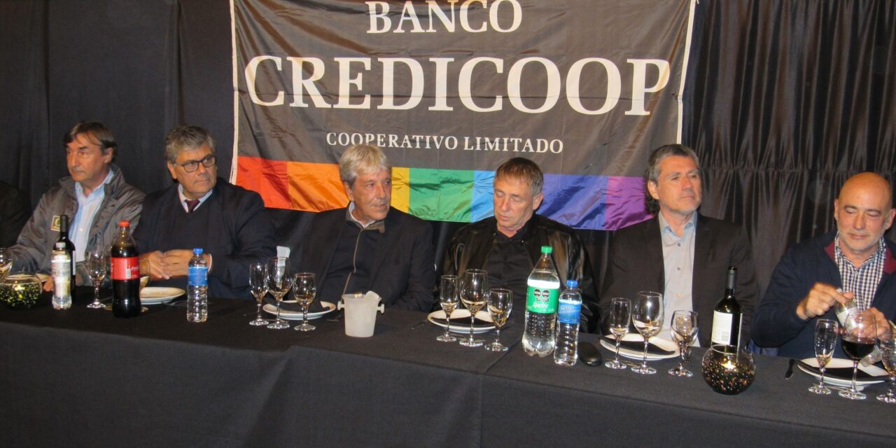 EL GERENTE GENERAL DEL BANCO CREDICOOP SE REUNIÓ CON EMPRESARIOS EN LAS PAREJAS