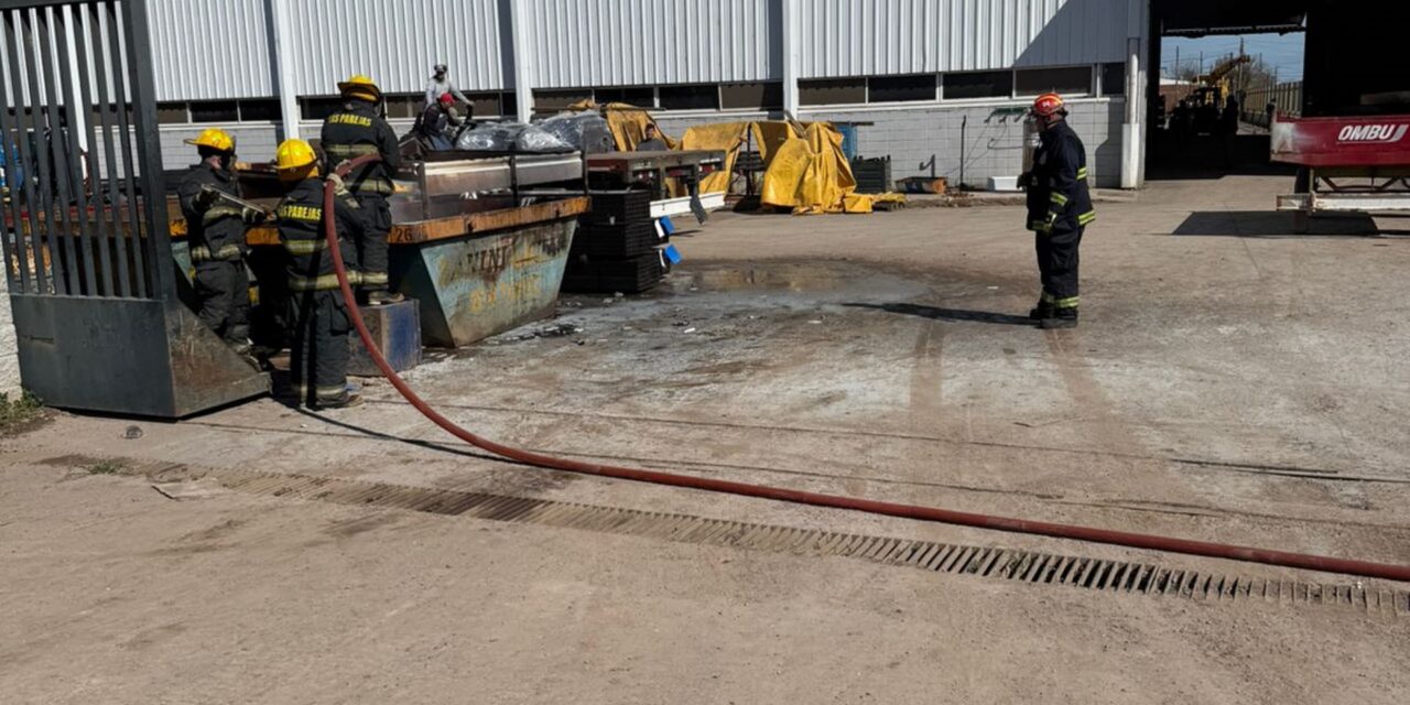 INCENDIO EN EL SECTOR DE VOLQUETES DE UNA EMPRESA