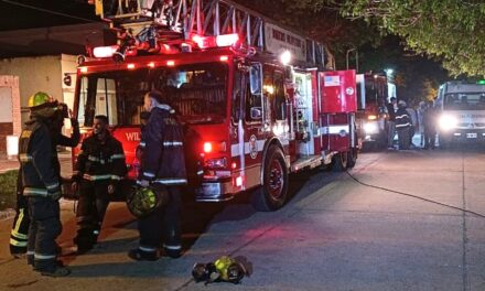 INCENDIO EN LA MADRUGADA DE ESTE DOMINGO