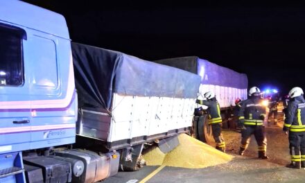 CAMIÓN SINIESTRADO EN LA RUTA 15