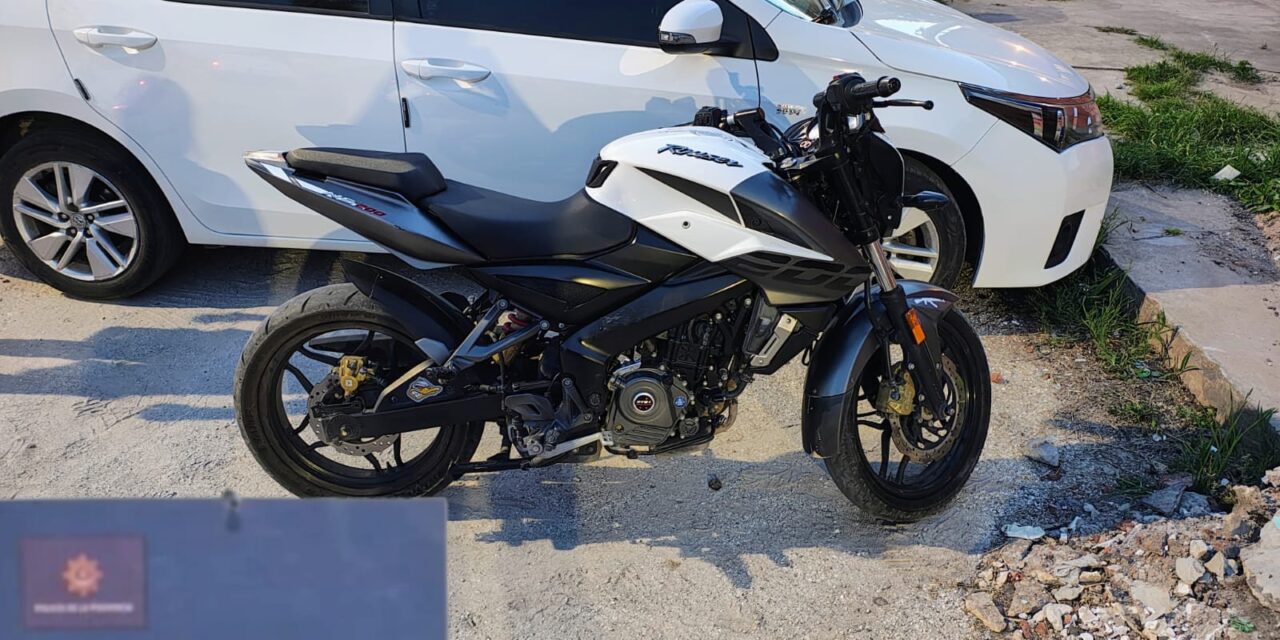 ENCONTRARON EN CARCARAÑÁ UNA MOTO ROBADA EN LAS PAREJAS