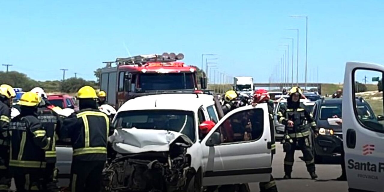 ACCIDENTE ESTE MEDIODÍA EN AUTOPISTA