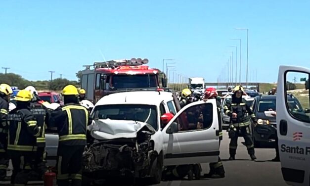 ACCIDENTE ESTE MEDIODÍA EN AUTOPISTA