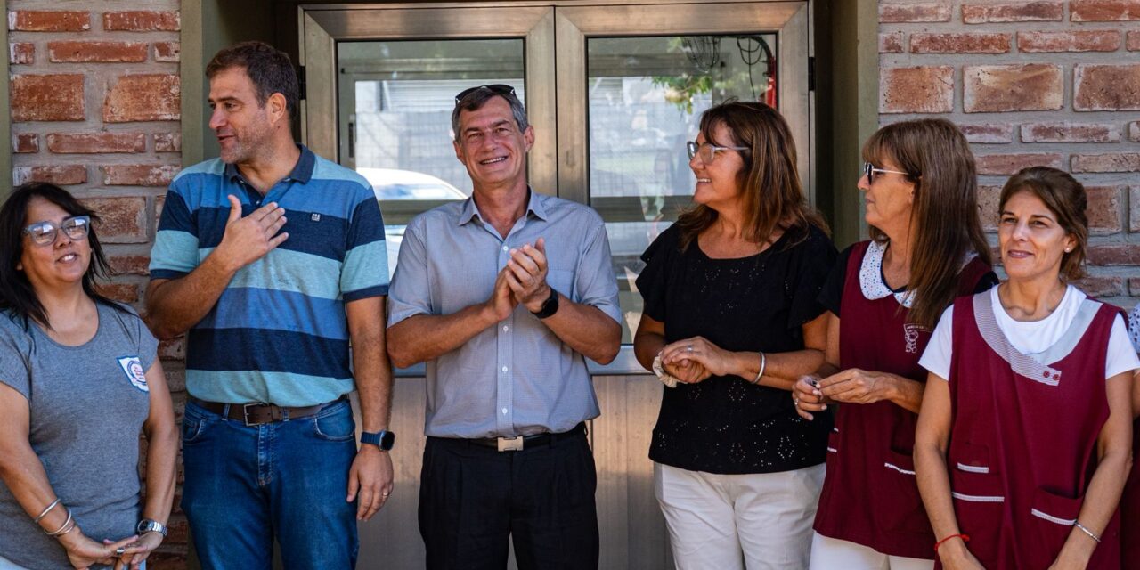 EL SENADOR VERDECCHIA HABILITÓ UNA NUEVA AULA EN LA ESCUELA 33 DE ARMSTRONG