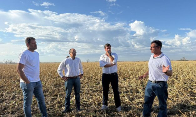 VERDECCHIA ACOMPAÑÓ EL RELEVAMIENTO DE DAÑOS EN CAMPOS AFECTADOS POR EL TEMPORAL