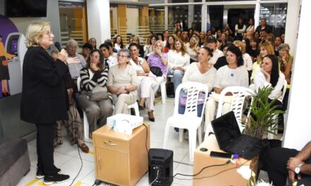 ENCUENTRO EN BANCO CREDICOOP SOBRE EL ROL DE LAS MUJERES EN LA PRODUCCIÓN, EL TRABAJO Y LA COMUNIDAD