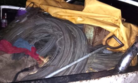 LA CAMIONETA EMPANTANADA ENCONTRADA CORRESPONDÍA A UN ROBO EN ZONA RURAL DE ARMSTRONG