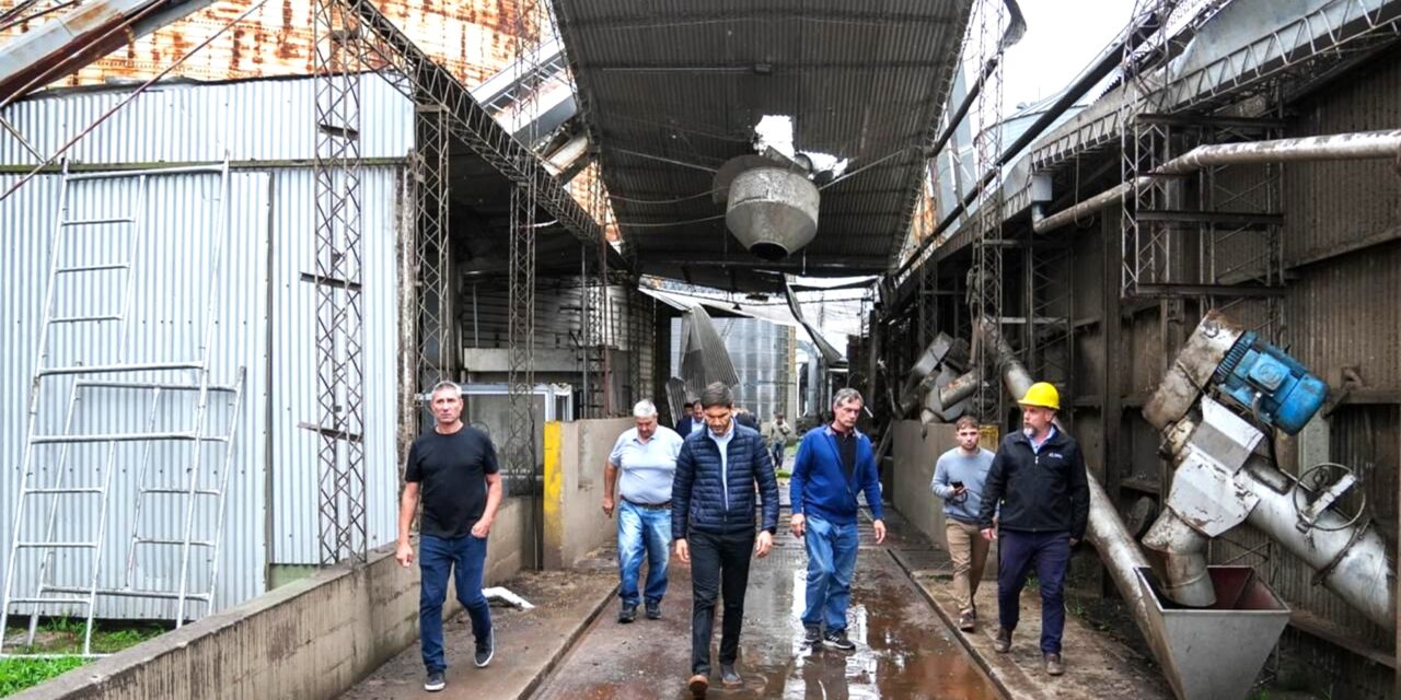 PULLARO Y VERDECCHIA RECORRIERON AFECTADOS POR TORMENTAS EN EL DEPARTAMENTO – LANZARON CURSO DE GASISTA PARA MONTES DE OCA, TORTUGAS Y BOUQUET