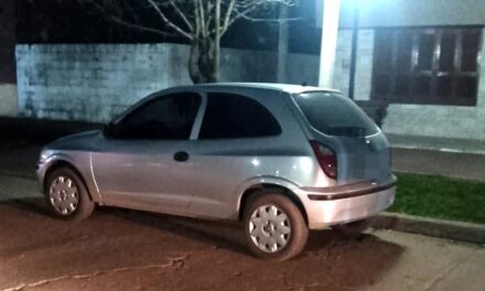 SECUESTRARON VEHÍCULO EN LAS PAREJAS E IDENTIFICARON A UN MASCULINO POR TENENCIA DE ARMA DE FUEGO EN RUTA 178 Y 28S