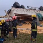 AUTOPISTA CORTADA POR UN VUELCO