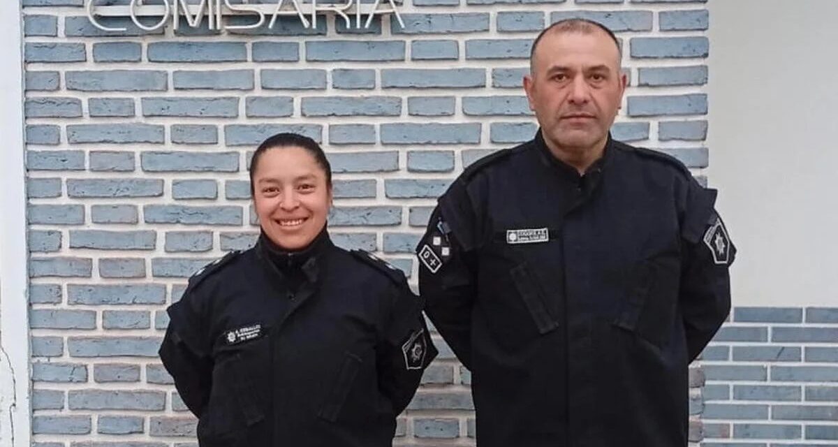 POLICÍAS DE MONTES DE OCA ENCONTRARON UN MILLÓN DE PESOS Y SE LO DEVOLVIERON A SU DUEÑO