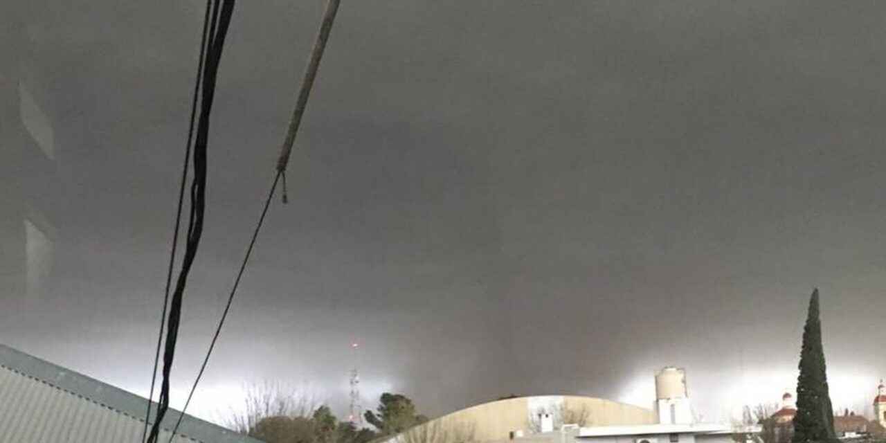 NUMEROSOS DAÑOS CON FUERTE PEDRADA PRODUJO LA TORMENTA EN LAS ROSAS